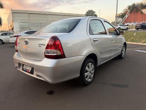 TOYOTA Etios Sedan 1.5 16V 4P FLEX XS AUTOM�TICO, Foto 7