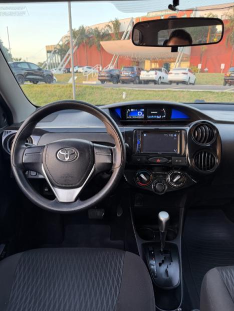 TOYOTA Etios Sedan 1.5 16V 4P FLEX XS AUTOM�TICO, Foto 12
