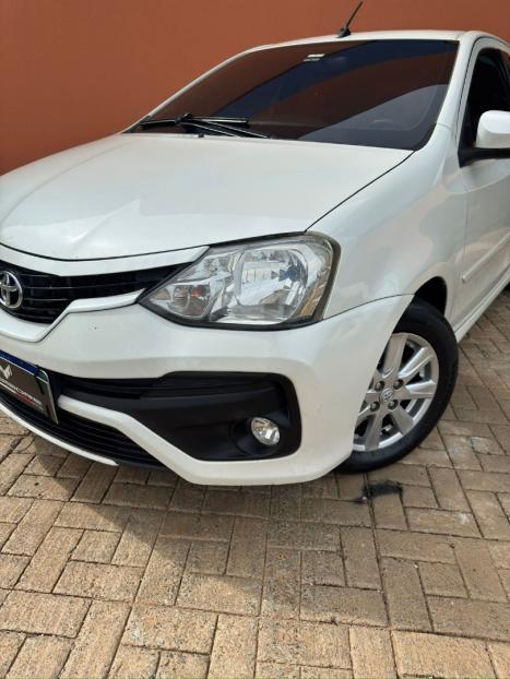 TOYOTA Etios Sedan 1.5 16V 4P FLEX XLS AUTOM�TICO, Foto 2