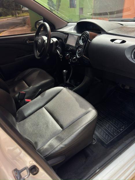TOYOTA Etios Sedan 1.5 16V 4P FLEX XLS AUTOM�TICO, Foto 16