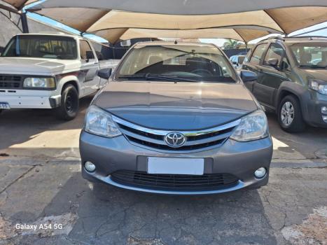 TOYOTA Etios Sedan 1.5 16V 4P FLEX XLS, Foto 2