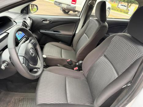 TOYOTA Etios Sedan 1.5 16V 4P FLEX X AUTOM�TICO, Foto 10
