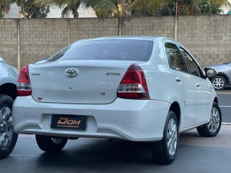 TOYOTA Etios Sedan 1.5 16V 4P FLEX X PLUS AUTOM�TICO, Foto 2