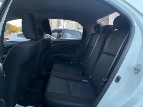 TOYOTA Etios Sedan 1.5 16V 4P FLEX X PLUS AUTOM�TICO, Foto 9