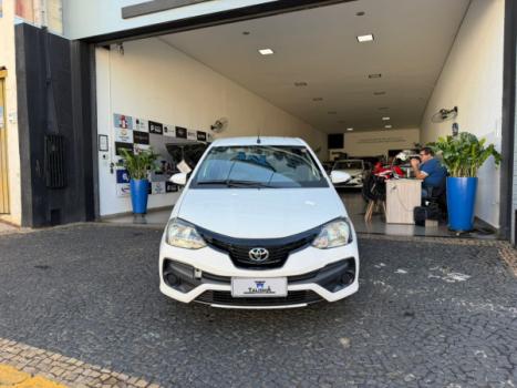 TOYOTA Etios Sedan 1.5 16V 4P FLEX X PLUS AUTOM�TICO, Foto 2