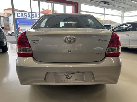 TOYOTA Etios Sedan 1.5 16V 4P FLEX X, Foto 4