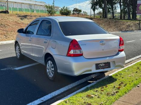 TOYOTA Etios Sedan 1.5 16V 4P FLEX X, Foto 4