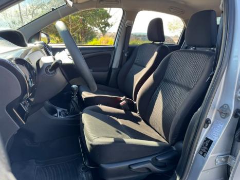TOYOTA Etios Sedan 1.5 16V 4P FLEX X, Foto 9