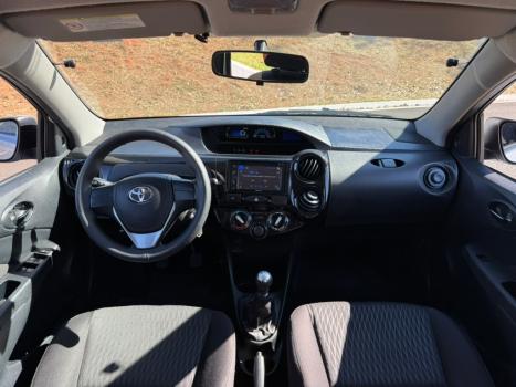 TOYOTA Etios Sedan 1.5 16V 4P FLEX X, Foto 11