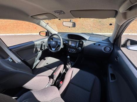 TOYOTA Etios Sedan 1.5 16V 4P FLEX X, Foto 14