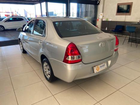 TOYOTA Etios Sedan 1.5 16V 4P FLEX XS, Foto 4
