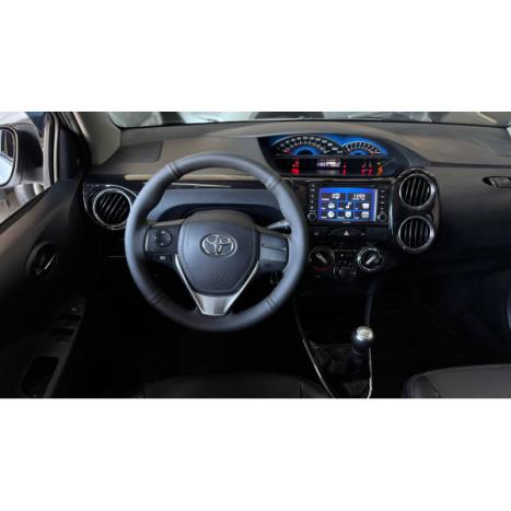 TOYOTA Etios Sedan 1.5 16V 4P FLEX PLATINUM, Foto 10