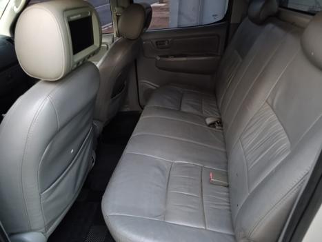 TOYOTA Hilux Caminhonete 3.0 4P 4X4 SRV TURBO DIESEL CABINE DUPLA, Foto 9 TOYOTA Hilux Caminhonete 3.0 4P 4X4 SRV TURBO DIESEL CABINE DUPLA, Foto 9