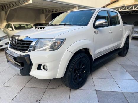 TOYOTA Hilux Caminhonete 2.7 16V 4P SRV FLEX 4X4  CABINE DUPLA AUTOMTICO, Foto 2