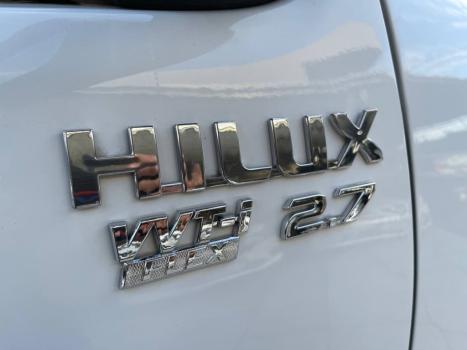 TOYOTA Hilux Caminhonete 2.7 16V 4P SRV FLEX 4X4  CABINE DUPLA AUTOMTICO, Foto 9