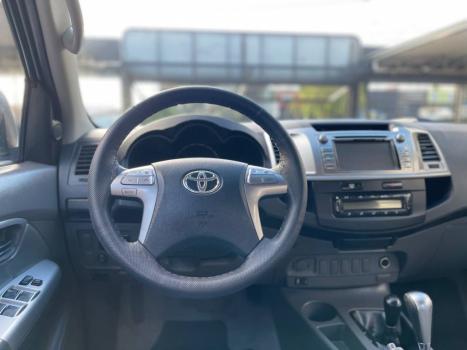 TOYOTA Hilux Caminhonete 2.7 16V 4P SRV FLEX 4X4  CABINE DUPLA AUTOMTICO, Foto 10