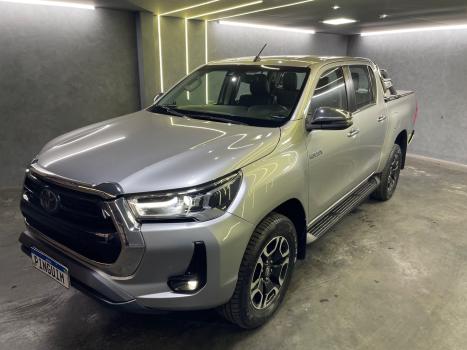 TOYOTA Hilux Caminhonete 2.8 16V SRX 4X4 TURBO DIESEL CABINE DUPLA AUTOMTICO, Foto 2