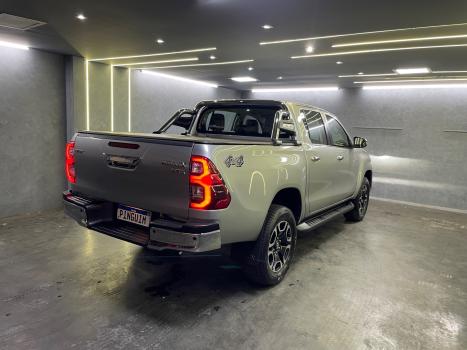 TOYOTA Hilux Caminhonete 2.8 16V SRX 4X4 TURBO DIESEL CABINE DUPLA AUTOMTICO, Foto 6