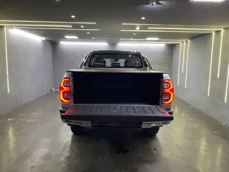 TOYOTA Hilux Caminhonete 2.8 16V SRX 4X4 TURBO DIESEL CABINE DUPLA AUTOMTICO, Foto 9