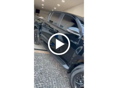 TOYOTA Hilux Caminhonete 2.8 16V SRX 4X4 DIESEL CABINE DUPLA AUTOMTICO, Foto 20