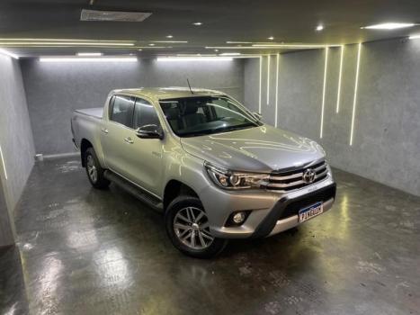 TOYOTA Hilux Caminhonete 2.8 16V SRX 4X4 TURBO DIESEL CABINE DUPLA AUTOMTICO, Foto 1
