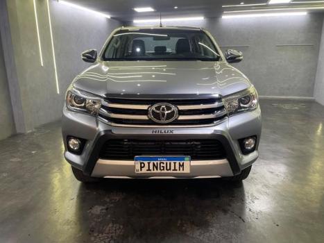 TOYOTA Hilux Caminhonete 2.8 16V SRX 4X4 TURBO DIESEL CABINE DUPLA AUTOMTICO, Foto 3