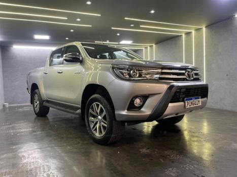 TOYOTA Hilux Caminhonete 2.8 16V SRX 4X4 TURBO DIESEL CABINE DUPLA AUTOMTICO, Foto 4