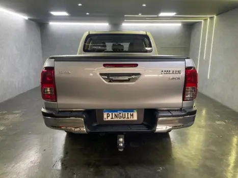 TOYOTA Hilux Caminhonete 2.8 16V SRX 4X4 TURBO DIESEL CABINE DUPLA AUTOMTICO, Foto 7