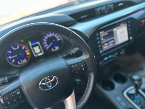 TOYOTA Hilux Caminhonete 2.8 16V SRV 4X4 DIESEL CABINE DUPLA AUTOMTICO, Foto 7