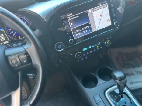 TOYOTA Hilux Caminhonete 2.8 16V SRV 4X4 DIESEL CABINE DUPLA AUTOMTICO, Foto 12