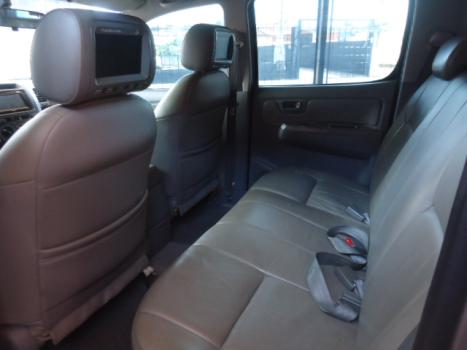 TOYOTA Hilux Caminhonete 3.0 4P 4X4 SRV TURBO DIESEL CABINE DUPLA, Foto 5