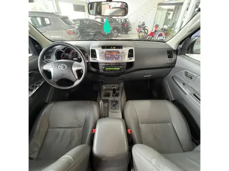 TOYOTA Hilux Caminhonete 2.7 16V 4P SRV FLEX CABINE DUPLA AUTOMTICO, Foto 6