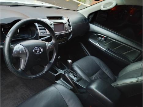 TOYOTA Hilux Caminhonete 3.0 4P 4X4 SRV TURBO DIESEL TOP CABINE DUPLA AUTOMTICO, Foto 5