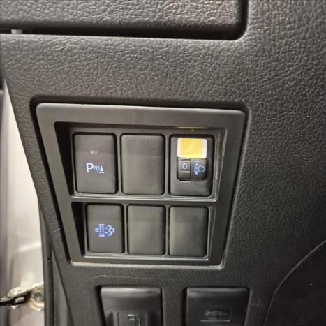 TOYOTA Hilux Caminhonete 2.8 16V SRV 4X4 DIESEL CABINE DUPLA AUTOMTICO, Foto 11