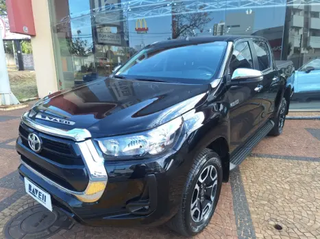 TOYOTA Hilux Caminhonete 2.8 16V SRV 4X4 DIESEL CABINE DUPLA AUTOMTICO, Foto 1