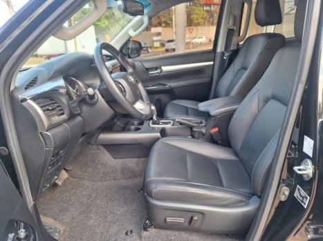 TOYOTA Hilux Caminhonete 2.8 16V SRV 4X4 DIESEL CABINE DUPLA AUTOMTICO, Foto 13