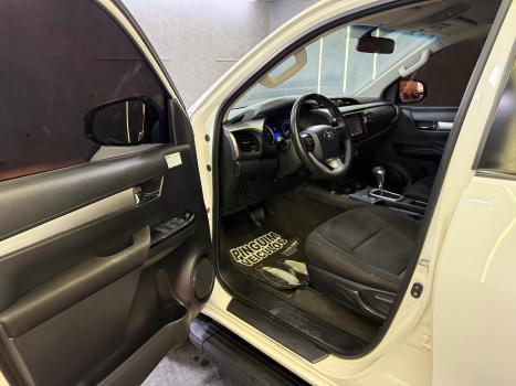 TOYOTA Hilux Caminhonete 2.8 16V 4P SR 4X4 DIESEL CABINE DUPLA AUTOMTICO, Foto 12