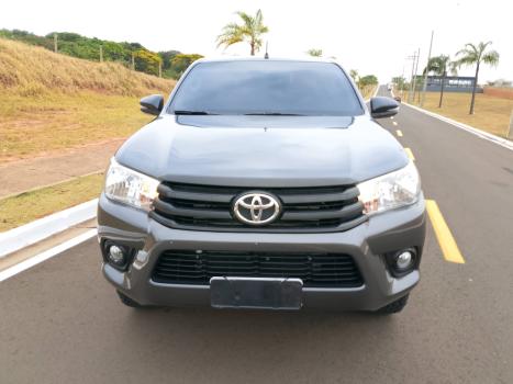 TOYOTA Hilux Caminhonete 2.8 16V 4P SR 4X4 DIESEL CHALLENGE CABINE DUPLA AUTOMTICO, Foto 2