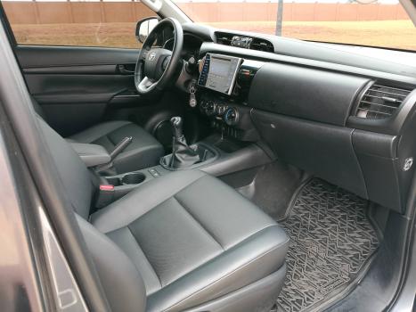 TOYOTA Hilux Caminhonete 2.8 16V 4P SR 4X4 DIESEL CHALLENGE CABINE DUPLA AUTOMTICO, Foto 8