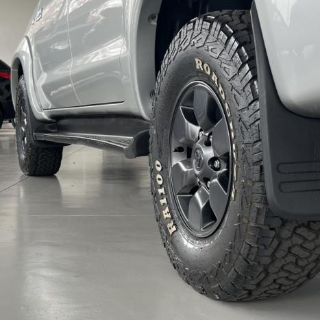 TOYOTA Hilux Caminhonete 3.0 16V 4P 4X4 SRV TURBO DIESEL, Foto 14