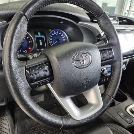 TOYOTA Hilux Caminhonete 2.7 16V 4P SRV FLEX CABINE DUPLA AUTOMTICO, Foto 11