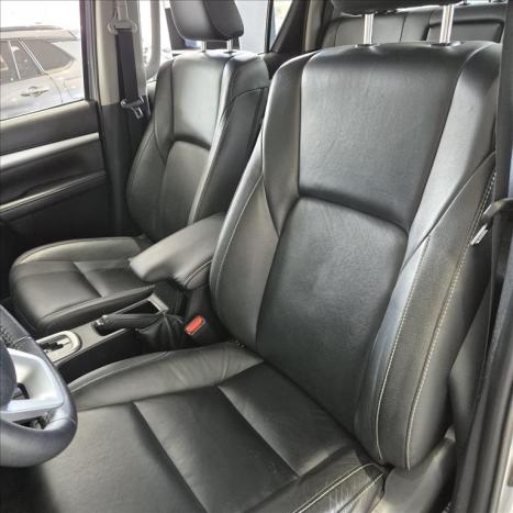TOYOTA Hilux Caminhonete 2.7 16V 4P SRV FLEX CABINE DUPLA AUTOMTICO, Foto 12