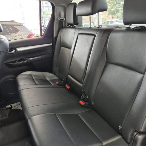 TOYOTA Hilux Caminhonete 2.7 16V 4P SRV FLEX CABINE DUPLA AUTOMTICO, Foto 13