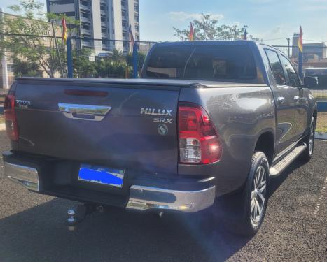 TOYOTA Hilux Caminhonete 2.8 16V SRX 4X4 TURBO DIESEL CABINE DUPLA AUTOMTICO, Foto 11