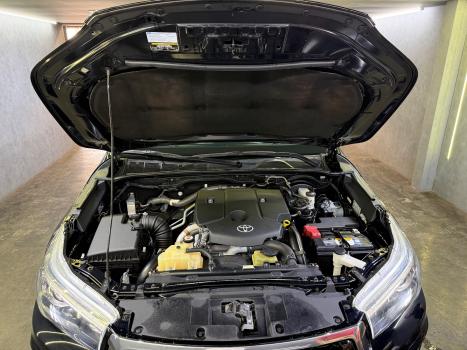 TOYOTA Hilux Caminhonete 2.8 16V SRX 4X4 DIESEL CABINE DUPLA AUTOMTICO, Foto 15