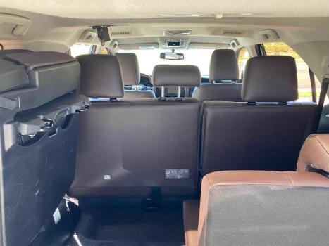 TOYOTA Hilux Caminhonete 2.8 16V SRX 4X4 TURBO DIESEL CABINE DUPLA AUTOMTICO, Foto 14