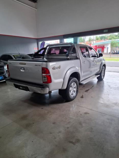 TOYOTA Hilux Caminhonete 2.7 16V 4P SR CABINE DUPLA AUTOMTICO, Foto 4