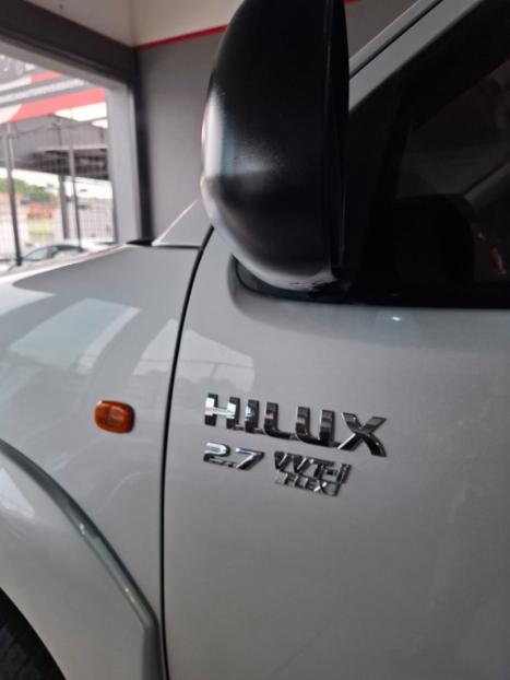 TOYOTA Hilux Caminhonete 2.7 16V 4P SR CABINE DUPLA AUTOMTICO, Foto 7