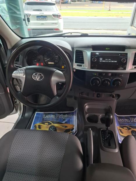 TOYOTA Hilux Caminhonete 2.7 16V 4P SR CABINE DUPLA AUTOMTICO, Foto 14