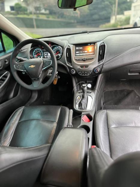 TOYOTA Hilux Caminhonete 2.7 16V 4P SR CABINE DUPLA AUTOMTICO, Foto 17